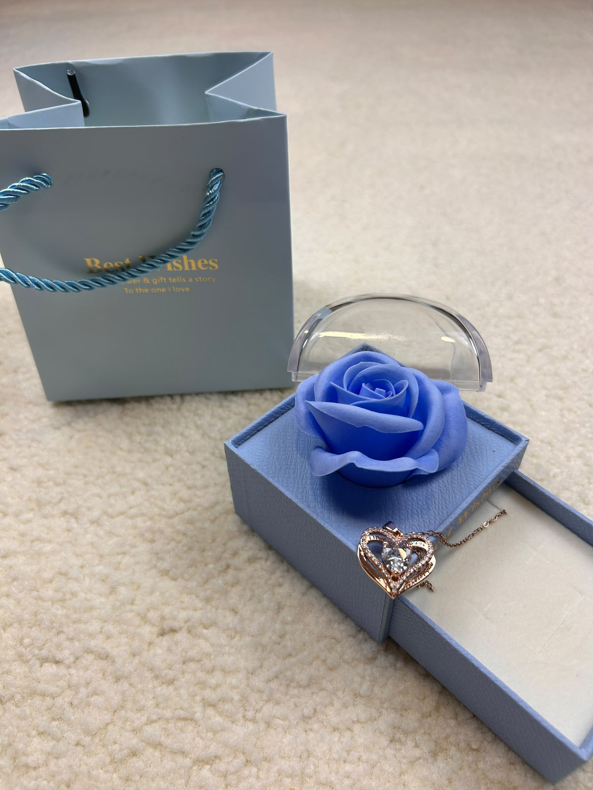 Colar Coração Eterno com Caixa Azul de Rosa